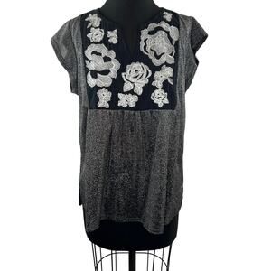 SAVANNA JANE Black Embroidered Top Rose Sparkle Flutter Sleeve Split Neck Size L